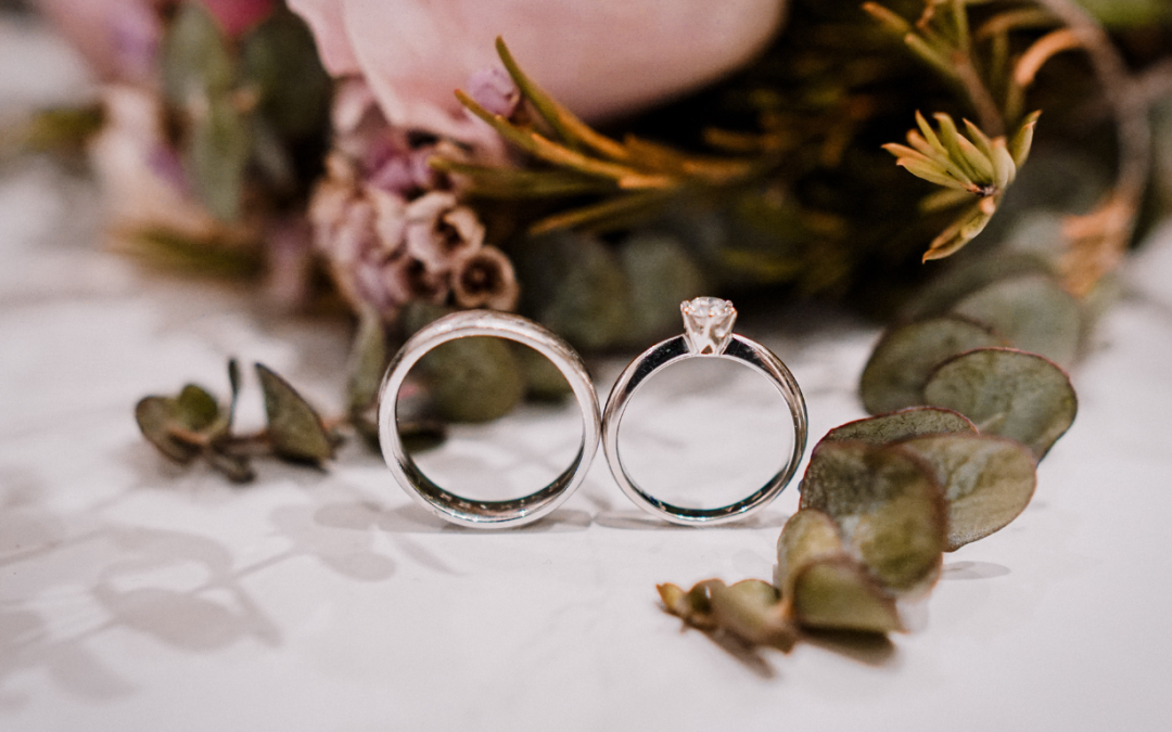 Diamantringar vs. andra ädelstenar: Vilket passar bäst för dig?